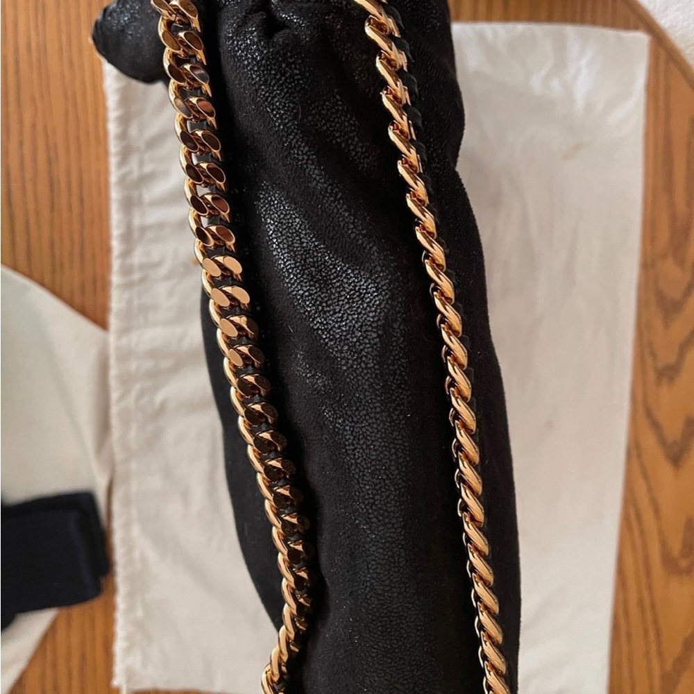 SOLD Stella McCartney black Falabella tote with golden chains - Picture 9 of 11